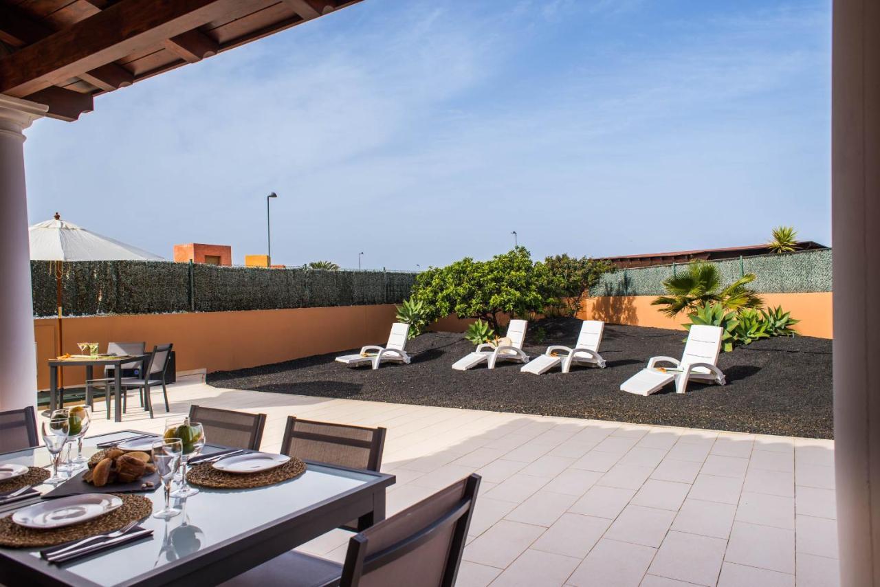 Villa Joy Private Pool Corralejo By Holidays Home Exteriör bild